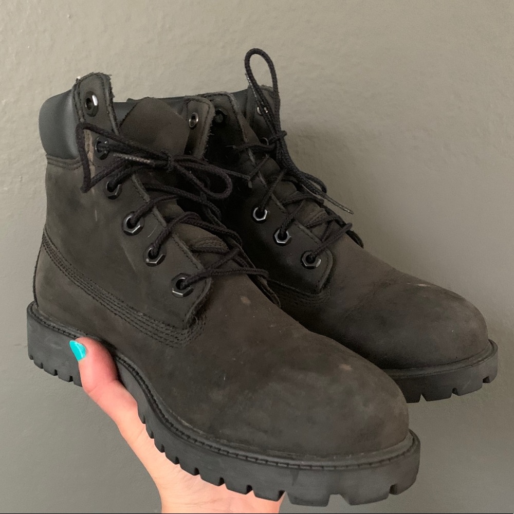 Used Black Timberland Boots